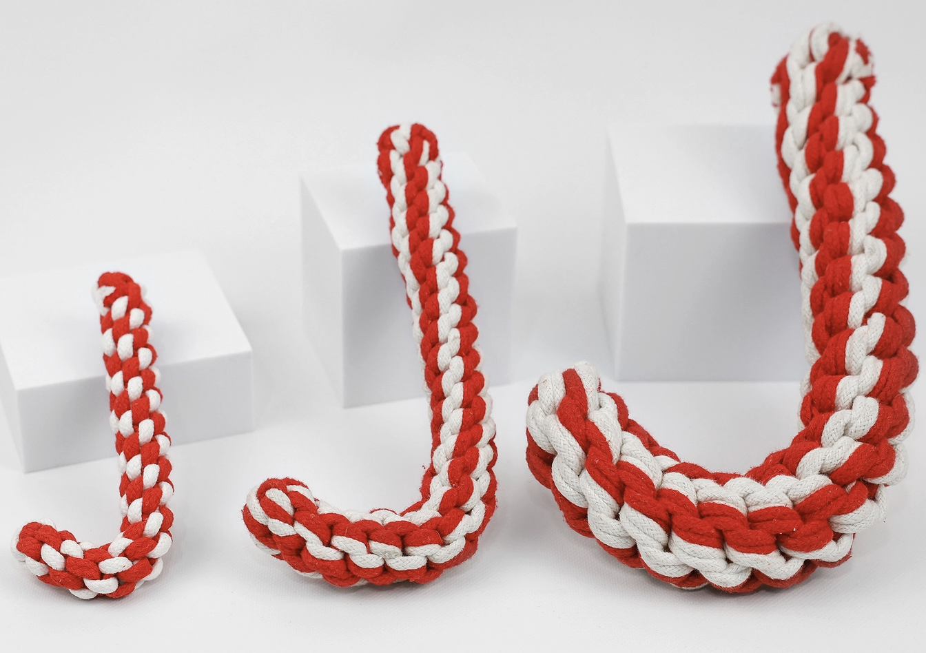 Handgemachte Zuckerstange aus geflochtenem Seil